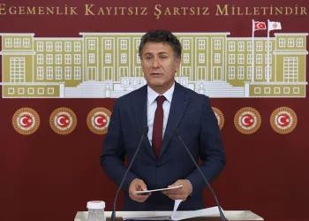 CHP’li Sarıbal: Uzayı bırak, açlık çeken halka bak!