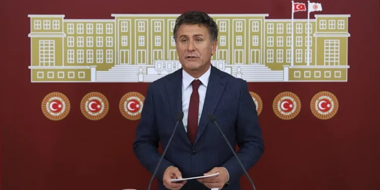 CHP’li Sarıbal: Uzayı bırak, açlık çeken halka bak!