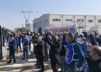 Bursa’da fabrika işçileri eylemde