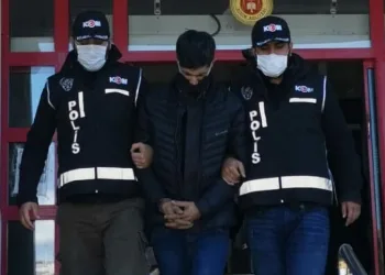 Belediye başkanının kardeşi uyuşturucu ticaretinden tutuklandı