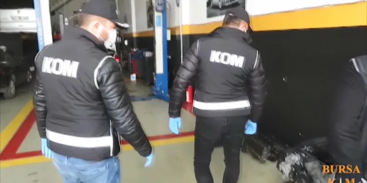 Bursa’da 3 ilçede eş zamanlı operasyon!