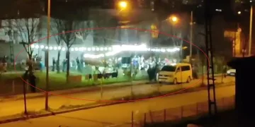 Bursa’da yasak dinlemediler sokak düğünü yaptılar