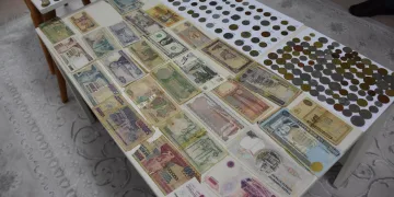 Tutkunu olduğu para koleksiyonuna 50 bin TL harcadı
