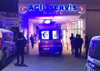 İhbara giden polisleri husumetlileri sanıp ateş ettiler