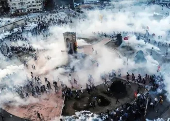 Gezi davasında 8 sanığa yurt dışı çıkış yasağı