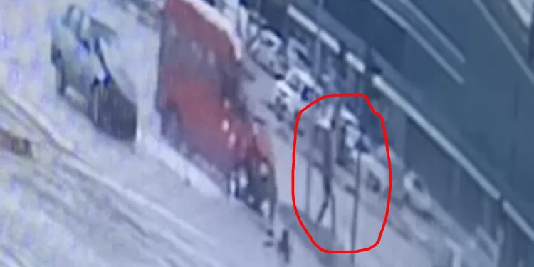Bursa’da saniye farkla kazadan kurtuldu