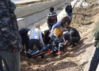 Bursa’da hastane yolunda araba çarptı! Durumu ağır