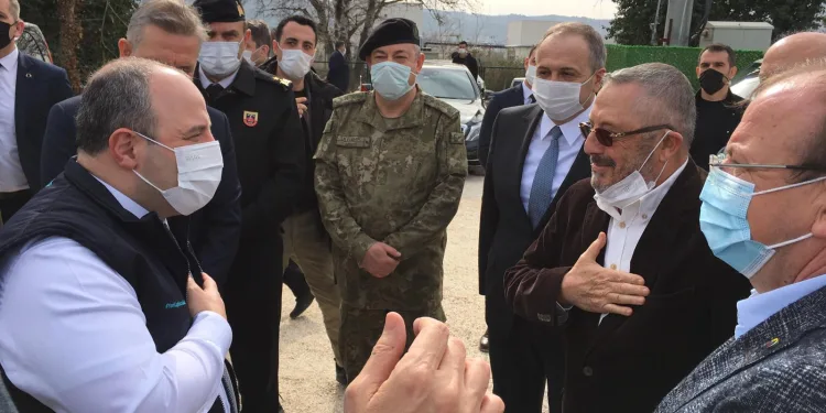 Bakan Varank’tan TOGG sahasına ziyaret
