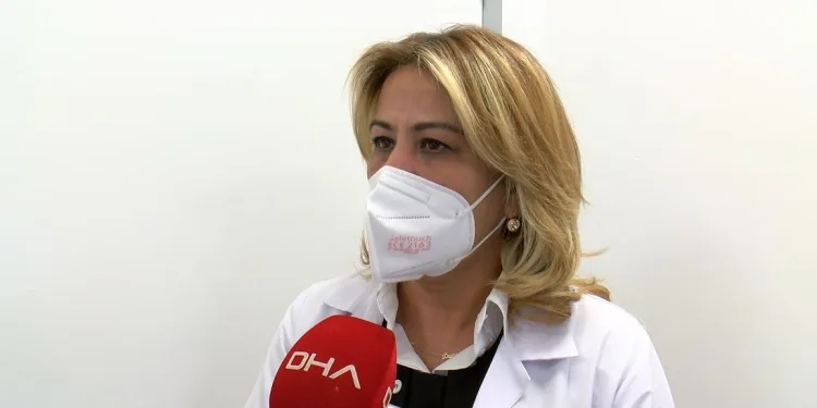 Bilim Kurulu üyesi: Kısıtlamalar devam edecek