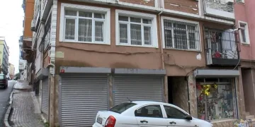 Kızının doğum gününde eşini kömürlükte öldürdü