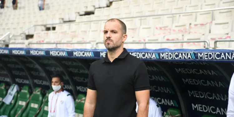 Bursaspor TD Mustafa Er  “Bursaspor’da Vakıfköy olduğu sürece eksik oyuncu olmaz”
