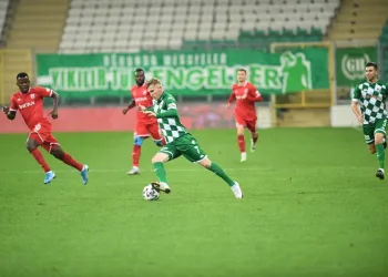 Bursaspor, Balıkesirspor karşısında yine galibiyet arayacak