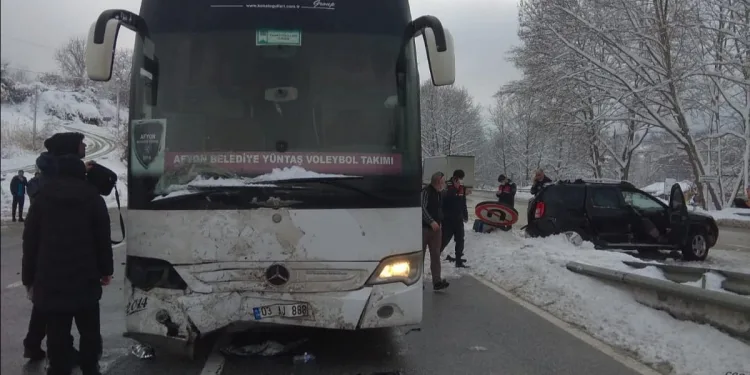 Bursa’da otobüs kazası! Sporcuları taşıyordu