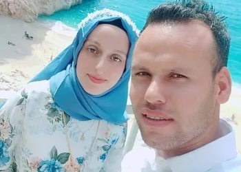 Geçirdiği ameliyat sonrası ikiz kızlarını göremeden öldü