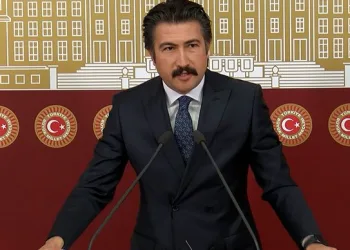 AK Parti’li Özkan: HDP hem siyasi hem de hukuken kapanacaktır
