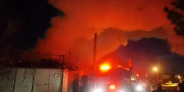Bursa’da alevler geceyi aydınlattı