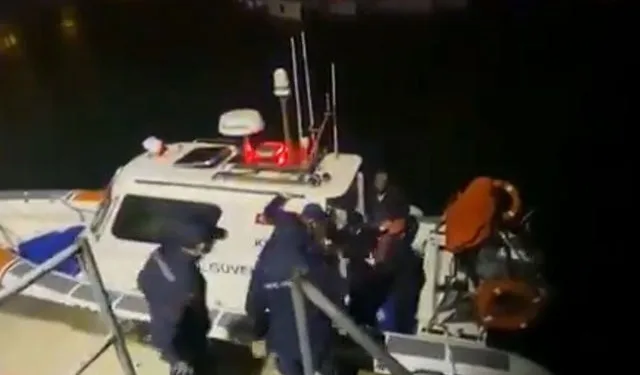 Yunanistan 7 göçmeni kelepçeleyip denize attı