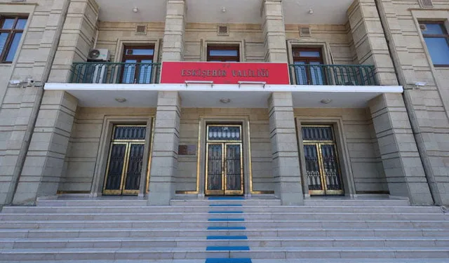 Eskişehir’de yeni tedbir: En az 5 gün otelde kalma şartı