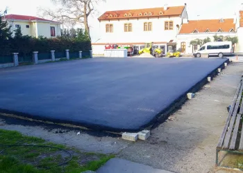 Mudanya basketbol sahası yenileniyor