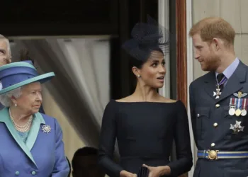 Kraliçe Elizabeth’ten zeytin dalı