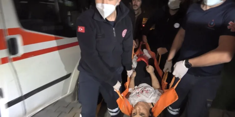 Dehşete düşüren olay! Yardımına komşuları yetişti