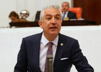 CHP’den istifa eden Sancar’a şantaj soruşturmasında 1’i polis 3 şüpheli tutuklandı