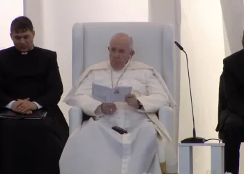 Papa Irak’ta Kuran-ı Kerim dinledi