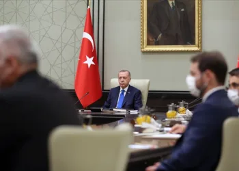 Mahir Ünal’dan kabine değişikliği açıklaması