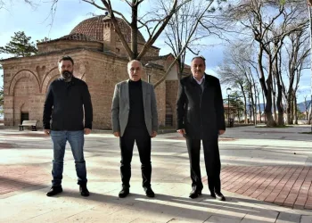 Bursa Yenişehir’in en eski parkı yenilendi