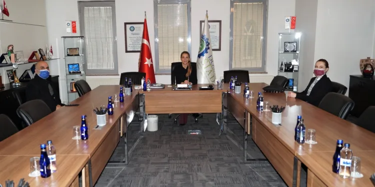 DOSABSİAD’dan İngilizce kursu