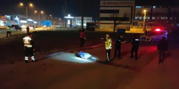 Bursa’da feci kazada moto kurye hayatını kaybetti