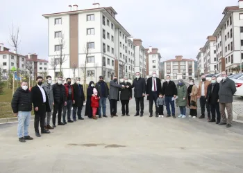 Orhangazi’de TOKİ konutlarının teslimi başladı