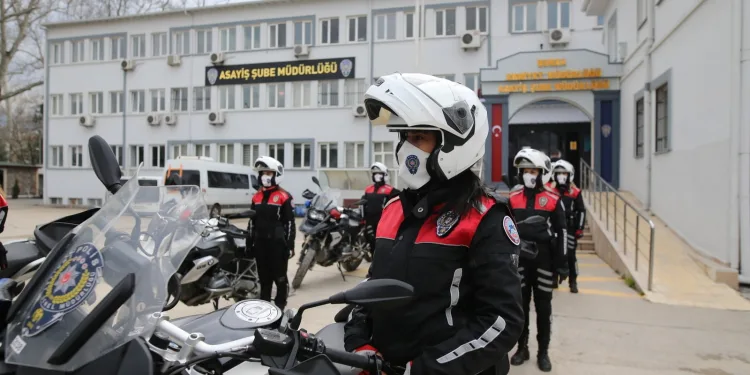 Bursa’nın koruyucu kadın timleri