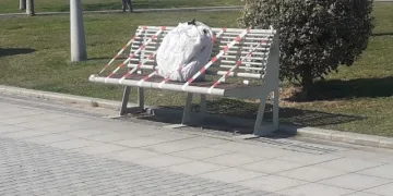 Üzerinde Arapça yazılar olan poşet panik yarattı