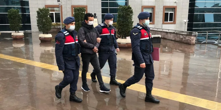 Bursa’da akraba ziyaretine gelince yakalandı