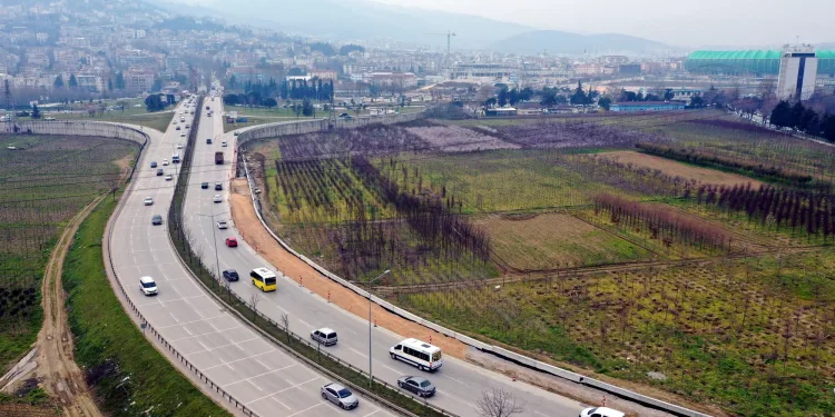 Acemler’de trafik yükünü azaltacak çok yönlü çalışma
