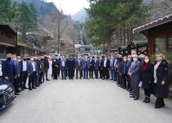 Kestel Belediye Başkanı Tanır, muhtarlarla buluştu