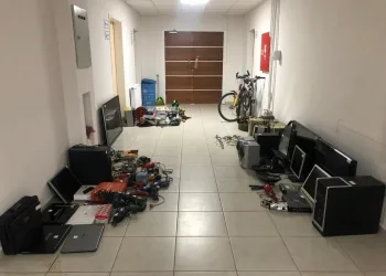 Bursa’da emniyetin koridoru çalıntı ürünlerle doldu