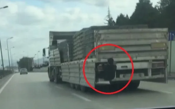 Bursa’da TIR dorsesinde ölümüne yolculuk