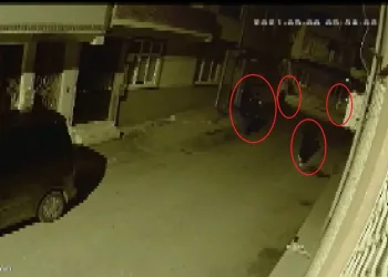 Bursa’da 4 kişi nöbet tuttu, 1 kişi çaldı