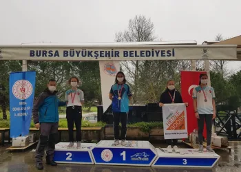 İnegöl Belediyesi Dostum Oryantiring Takımı 16 madalyayla döndü