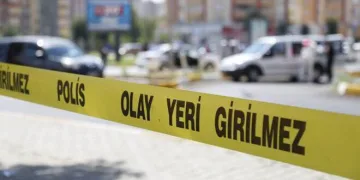 Oğluyla tartışan 14 yaşındaki 2 öğrenciyi öldürdü