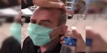 Başına zorla kolonya döküp sosyal medyada yayınlamıştı! Dava düştü
