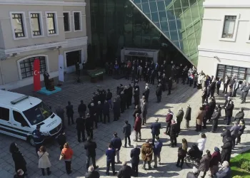 Osmangazi’nin kurucu başkanına veda