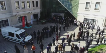 Osmangazi’nin kurucu başkanına veda