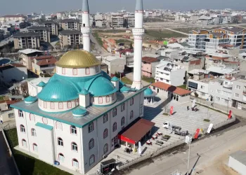 Hamitler Yeşiryurt Camii’nin çevre düzenlemesi tamamlandı
