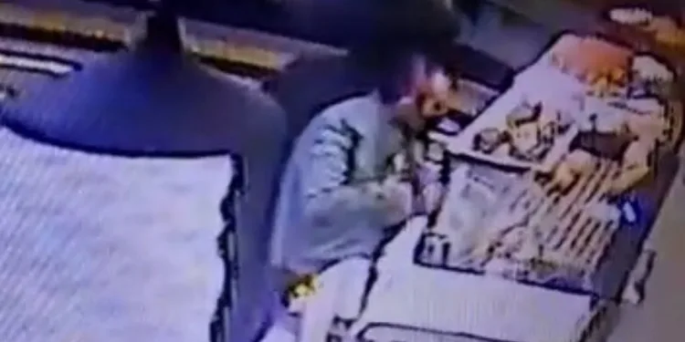 Bursa’da fırından sadaka kutusunu çaldılar