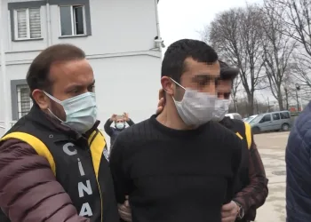 Bursa’da 3 kişiyi bıçakladı ‘Ben yapmadım’ dedi