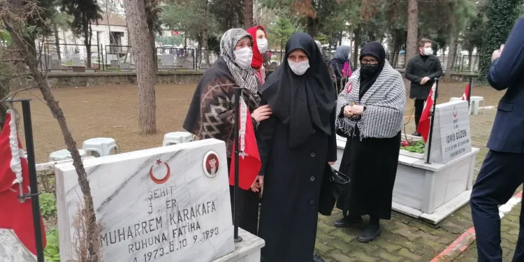 Şehit anneleri göz yaşlarına boğuldu
