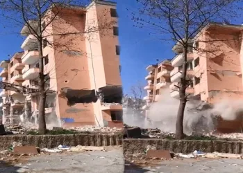 Bursa’da kontrollü yıkım! 10 saniyede yerle bir oldular